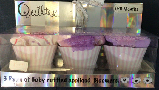 Quiltex Baby Girls' 3 Pack Gift Set -Baby Ruffled Appique’ Bloomers